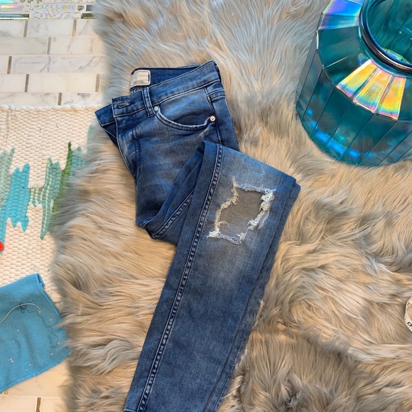 FREE PEOPLE cut out skinny jeans NWT - Picture 6 of 7